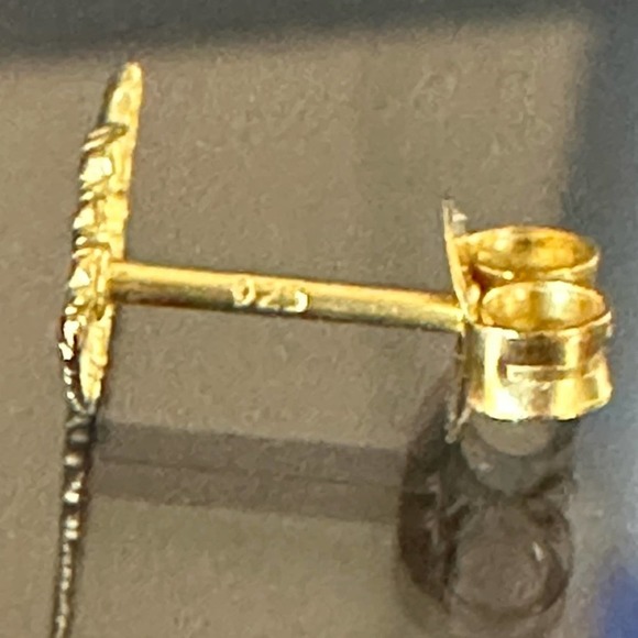 14k Gold Vermeil Leaf Stud Earrings - Picture 5 of 8